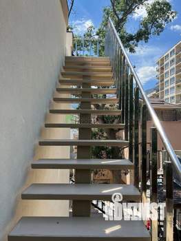 Дом 363м², 3-этажный, участок 4 сот.