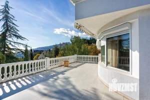 Дом 349м², 3-этажный, участок 9 сот.