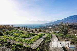 Коттедж 2150м², 3-этажный, участок 36 сот.