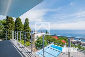 Дом 798м², 5-этажный, участок 12 сот.