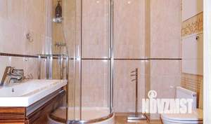 Дом 267м², 3-этажный, участок 6 сот.