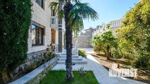 Дом 267м², 3-этажный, участок 35 сот.