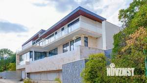 Дом 580м², 3-этажный, участок 11 сот.