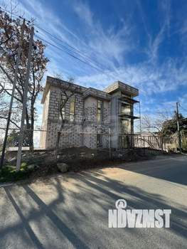 Дом 220м², 3-этажный, участок 3 сот.