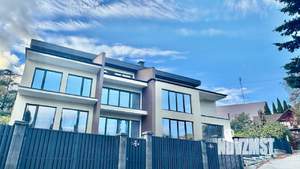 Таунхаус 337м², 4-этажный, участок 2 сот.