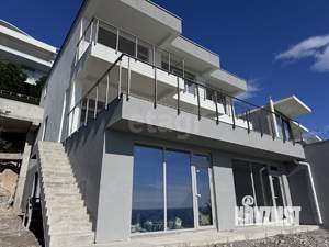 Дом 395м², 3-этажный, участок 5 сот.