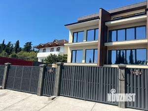 Дом 337м², 4-этажный, участок 2 сот.