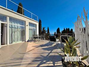 Дом 273м², 3-этажный, участок 5 сот.