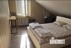 Дом 100м², 2-этажный, участок 0 сот.