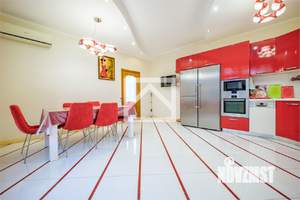 Дом 365м², 4-этажный, участок 10 сот.