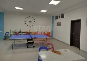 Дом 814м², 4-этажный, участок 10 сот.