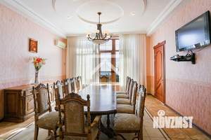 Дом 515м², 4-этажный, участок 10 сот.