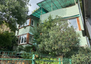 Дом 100м², 3-этажный, участок 2 сот.