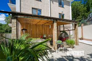 Дом 285м², 3-этажный, участок 12 сот.