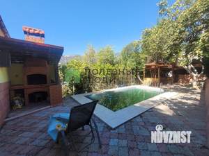 Дом 184м², 3-этажный, участок 7 сот.