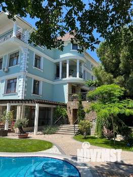 Дом 750м², 4-этажный, участок 10 сот.