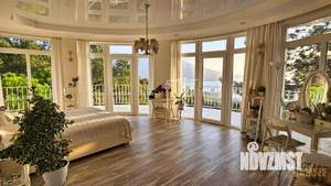 Дом 283м², 2-этажный, участок 10 сот.