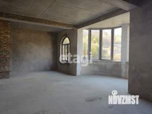 Дом 206м², 2-этажный, участок 4 сот.