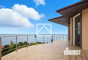 Дом 502м², 4-этажный, участок 6 сот.