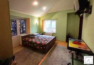 Дом 242м², 4-этажный, участок 1 сот.