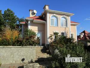 Коттедж 297м², 3-этажный, участок 5 сот.