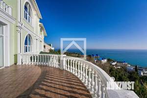 Дом 770м², 3-этажный, участок 16 сот.