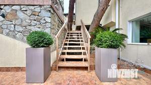 Дом 499м², 5-этажный, участок 3 сот.