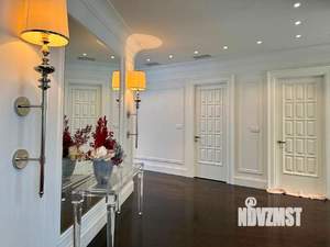 Дом 830м², 3-этажный, участок 10 сот.