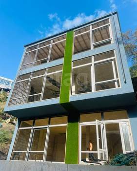 Дом 184м², 2-этажный, участок 3 сот.