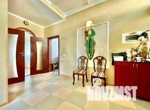 Дом 229м², 3-этажный, участок 4 сот.