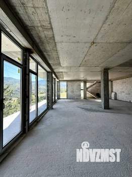 Дом 584м², 3-этажный, участок 4 сот.