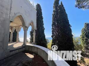 Дом 600м², 3-этажный, участок 20 сот.