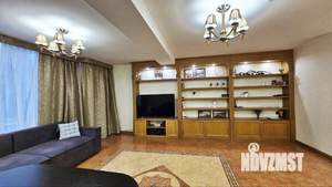 Таунхаус 175м², 3-этажный, участок 1 сот.