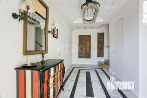 Дом 264м², 2-этажный, участок 5 сот.