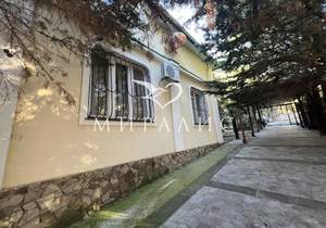 Дом 210м², 2-этажный, участок 5 сот.