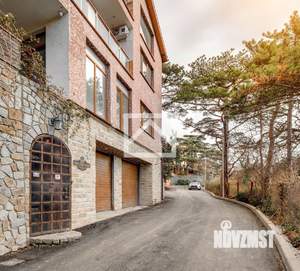 Дом 300м², 3-этажный, участок 4 сот.