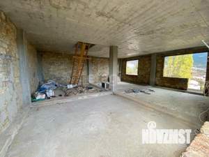 Дом 247м², 3-этажный, участок 6 сот.