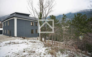 Дом 460м², 2-этажный, участок 10 сот.