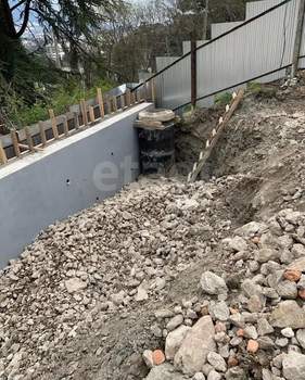 Дом 600м², 3-этажный, участок 10 сот.