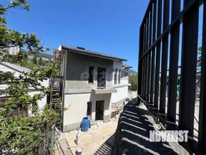 Дом 242м², 3-этажный, участок 4 сот.