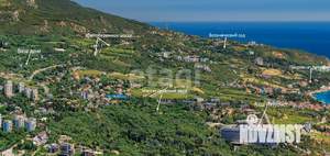 Дом 220м², 3-этажный, участок 4 сот.