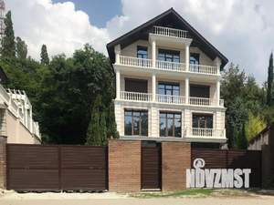 Дом 916м², 4-этажный, участок 40 сот.