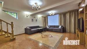 Таунхаус 175м², 3-этажный, участок 1 сот.