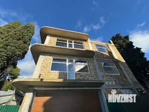 Дом 300м², 3-этажный, участок 6 сот.