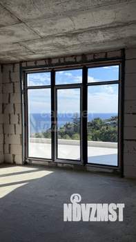 Таунхаус 150м², 3-этажный, участок 1 сот.