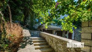 Дом 185м², 2-этажный, участок 5 сот.