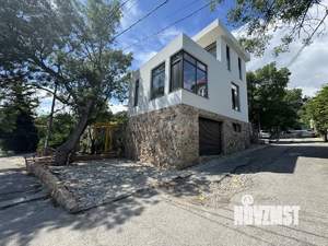 Таунхаус 150м², 3-этажный, участок 1 сот.