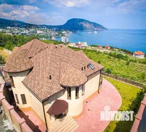 Дом 280м², 2-этажный, участок 6 сот.