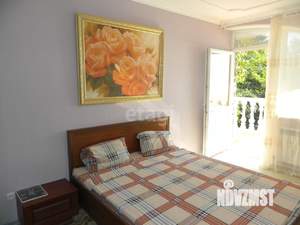 Дом 228м², 3-этажный, участок 3 сот.