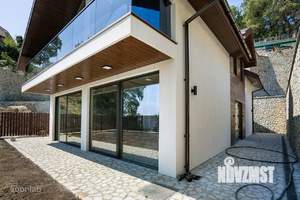 Дом 234м², 2-этажный, участок 8 сот.